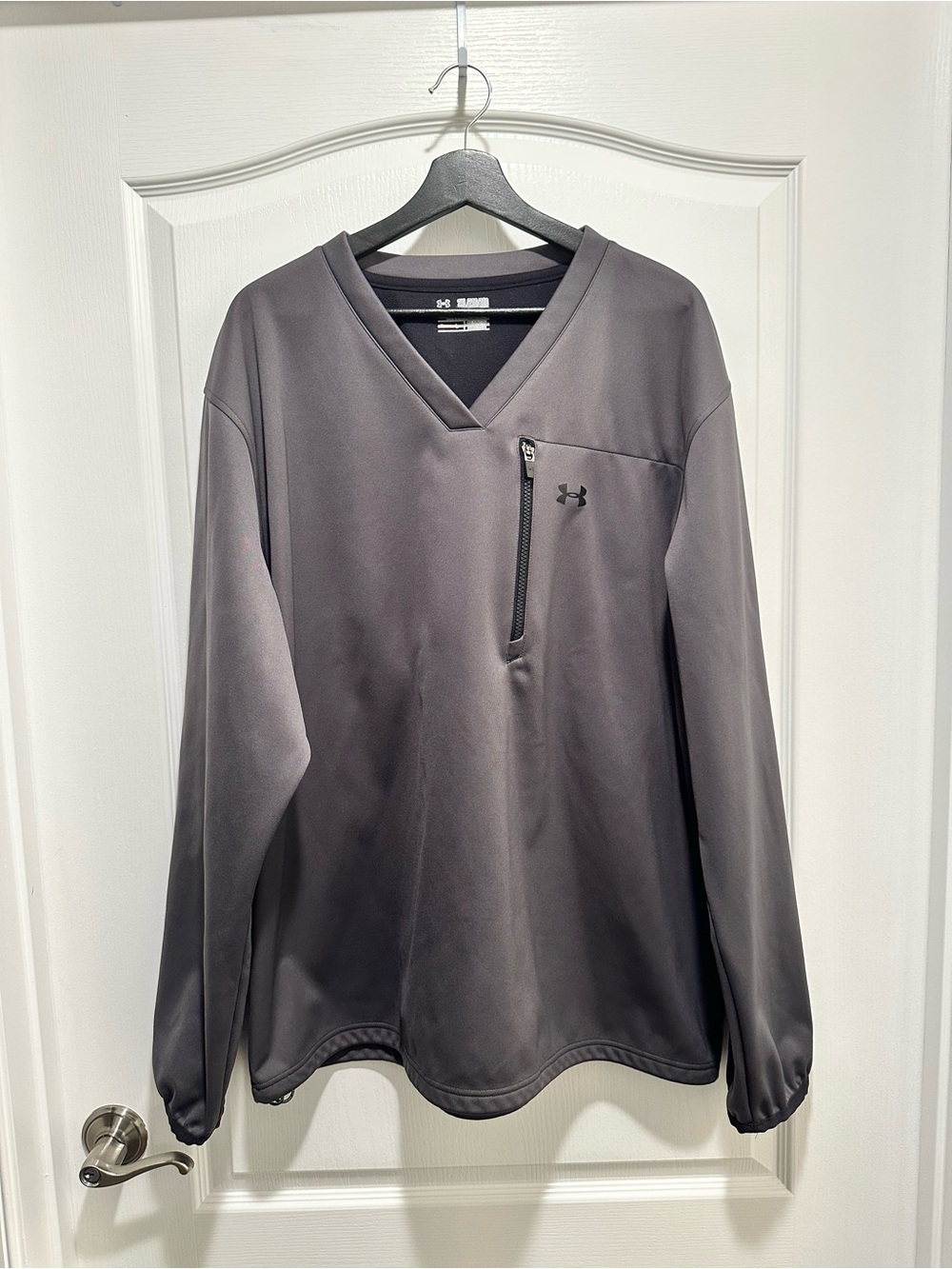 Under Armour Storm Thermal Men’s V-Neck Pullover W/ Zip Chest Pocket, Size 2XL